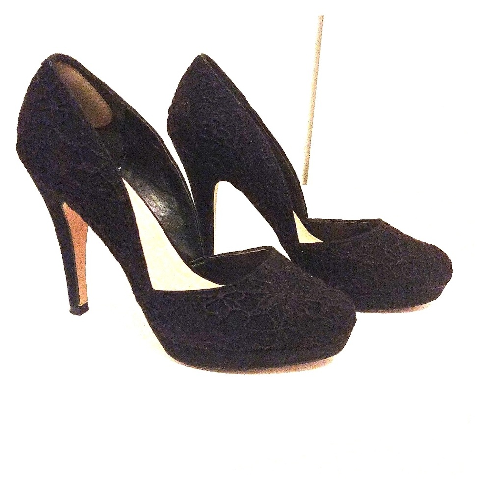 CallitSpring Size 9 - Black lace pumps